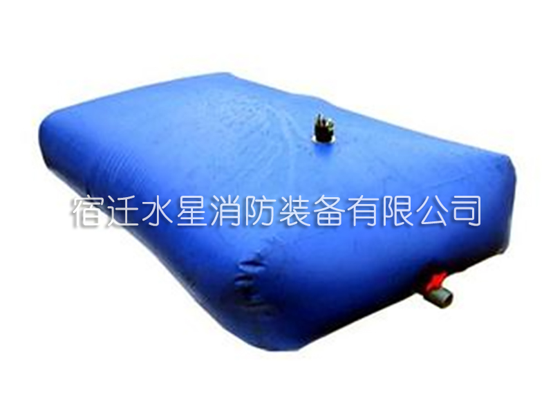 Fire fighting mobile water storage device